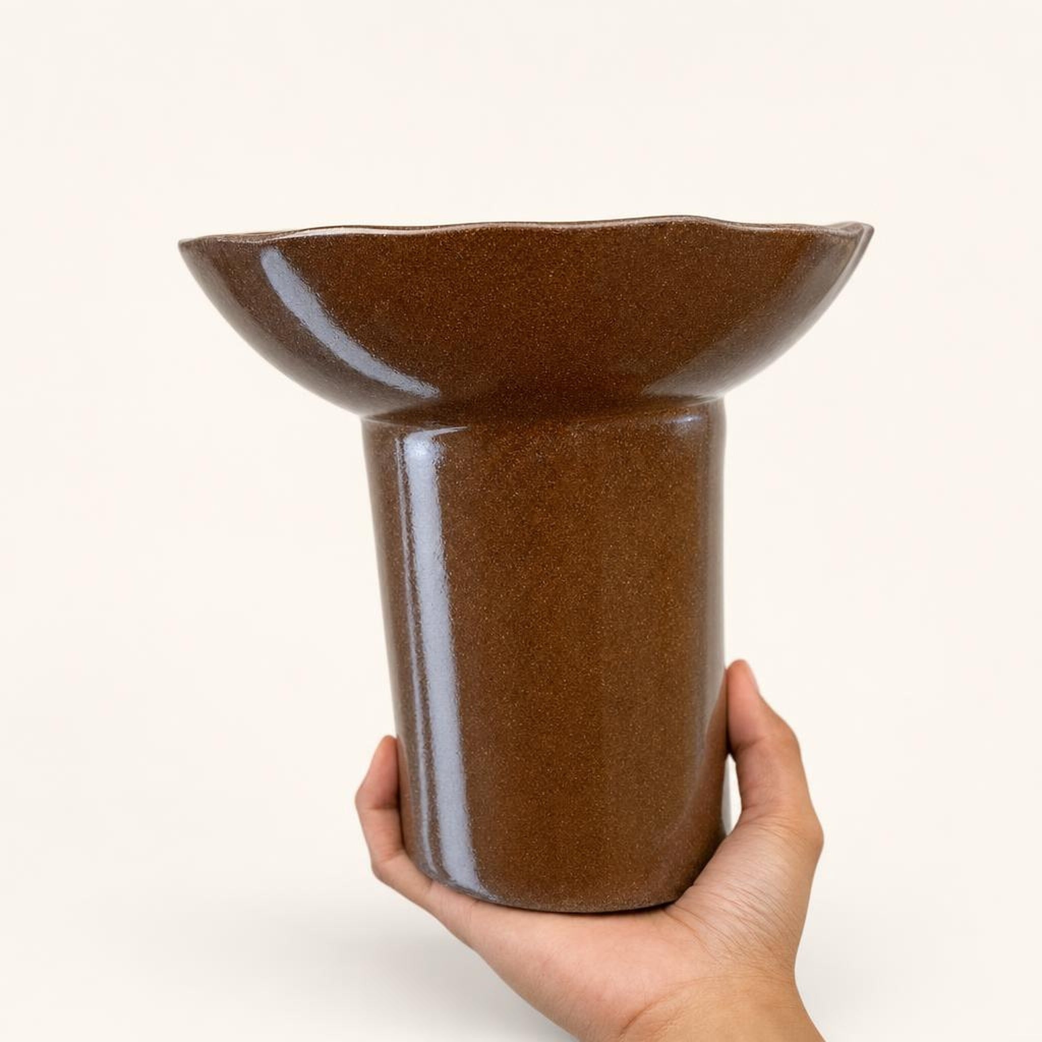 Stand Bowl 48 - studio photograph, handmade in Abu Dhabi