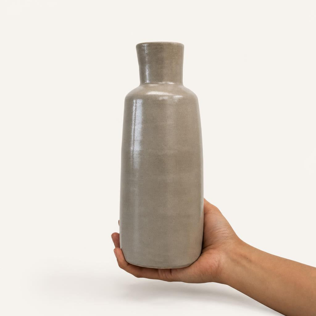 Vase 34 - studio photograph, handmade in Abu Dhabi