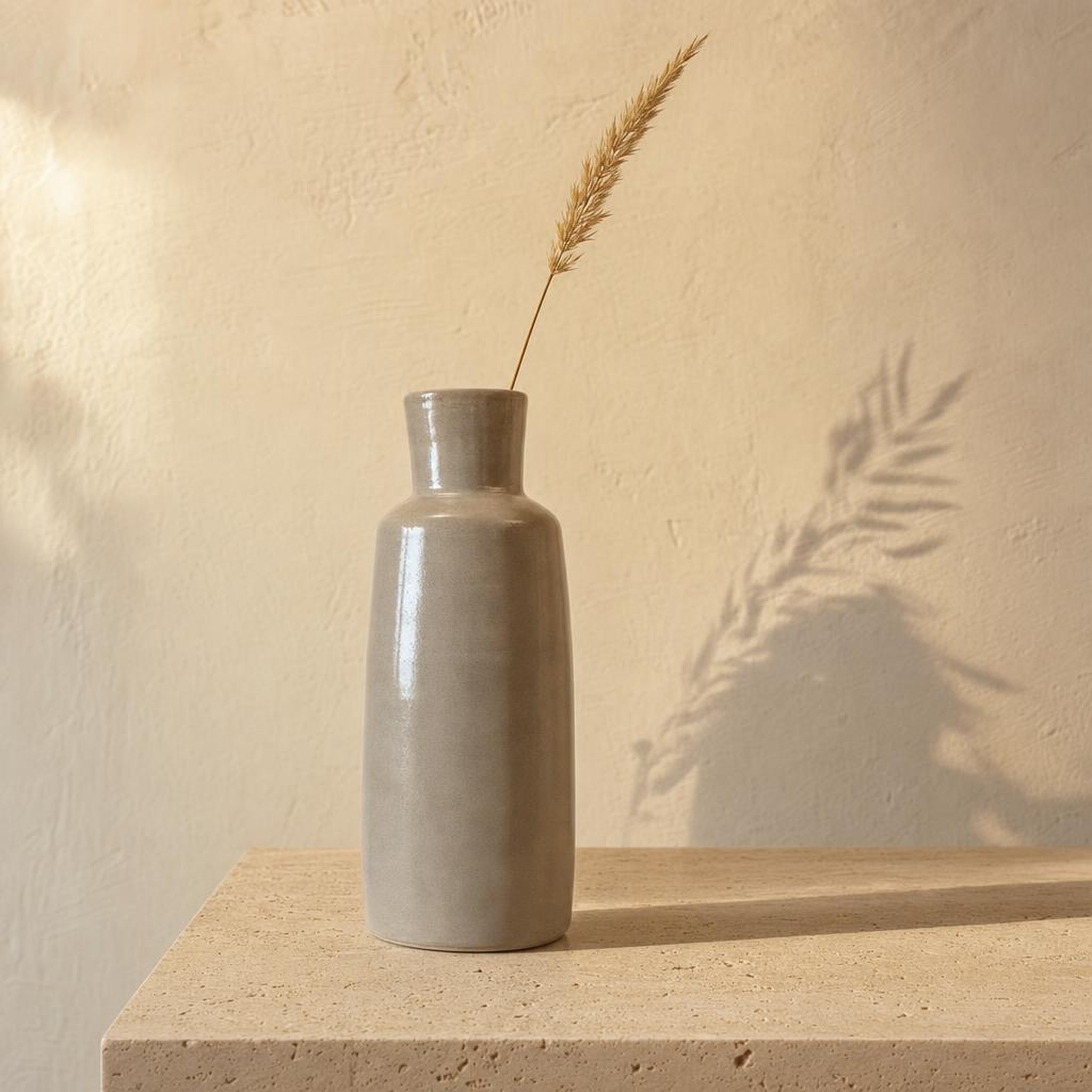 Vase 34 - lifestyle scene, handmade in Abu Dhabi