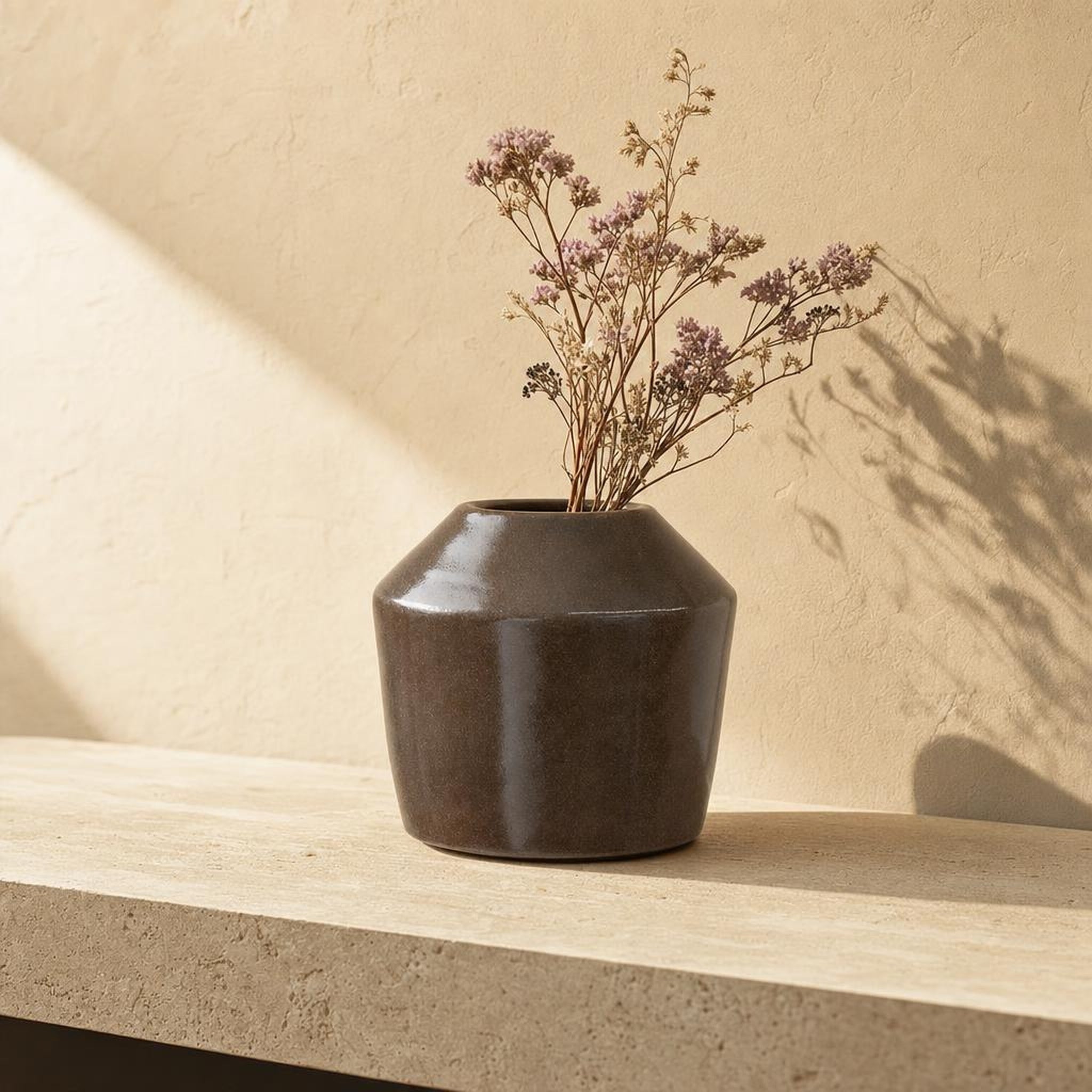 Vase 43 - lifestyle scene, handmade in Abu Dhabi