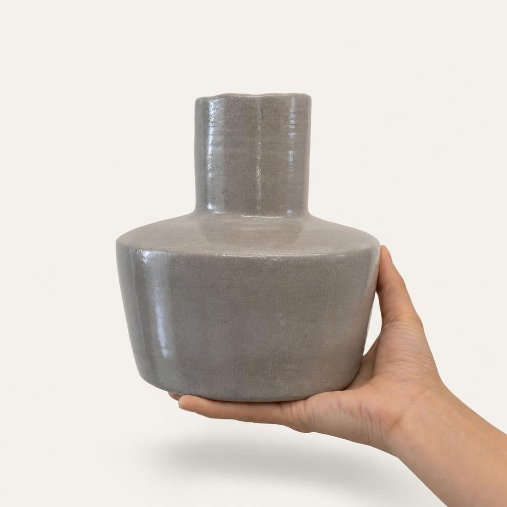Vase 44 - studio photograph, handmade in Abu Dhabi